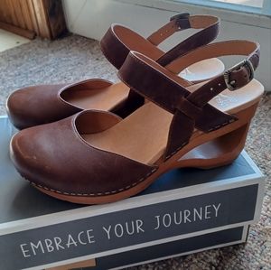 Dansko Taci Brown Clog Sandals